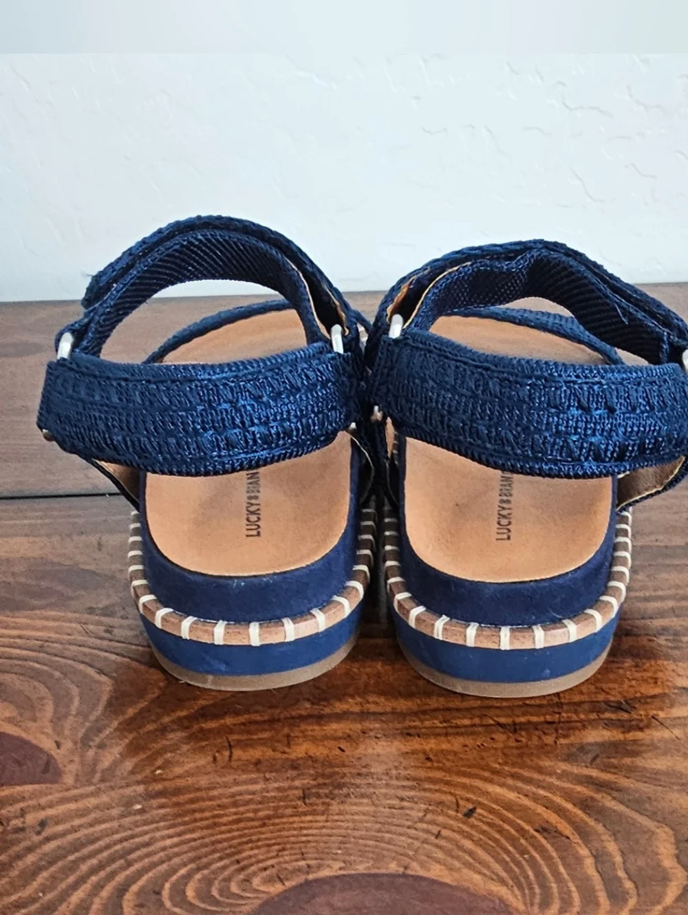 Lucky Brand Navy Blue Strappy Leather Platform Comfort Sandals Women's Sz 7.5